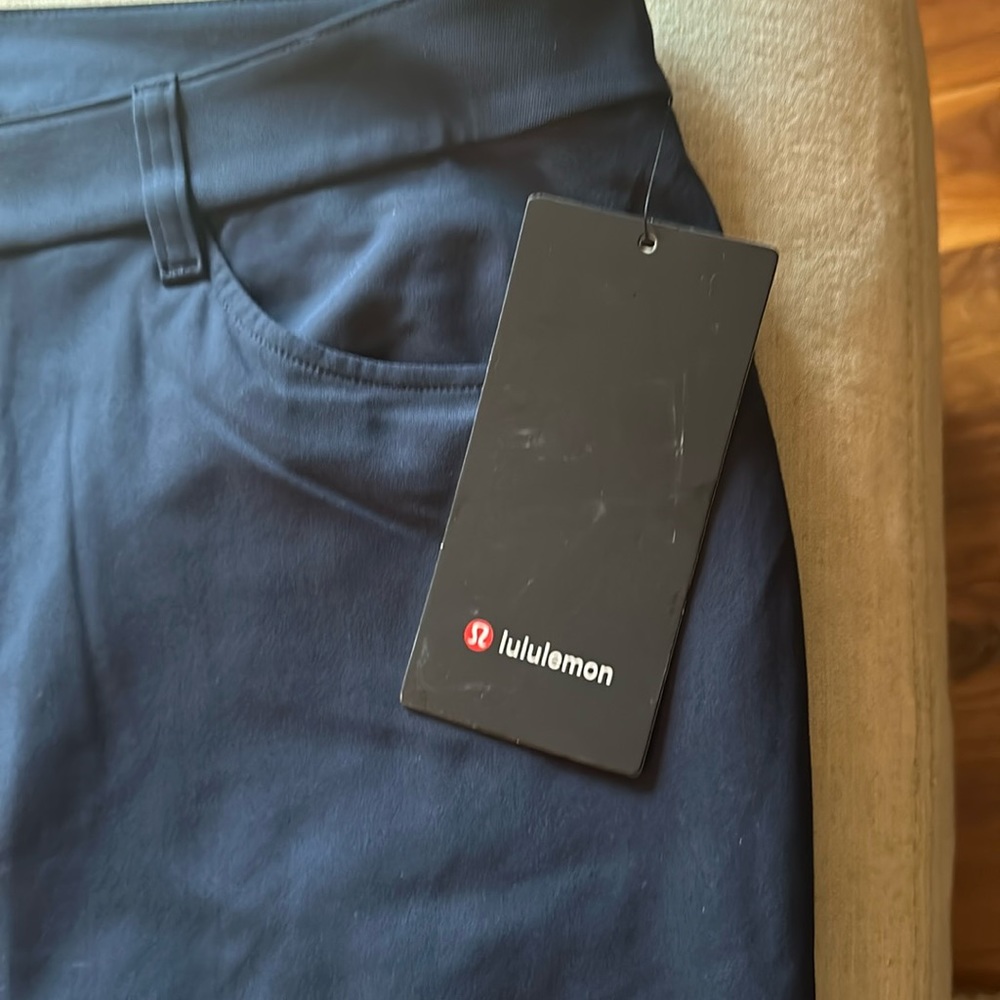 Men’s lulu lemon ABC classic plant